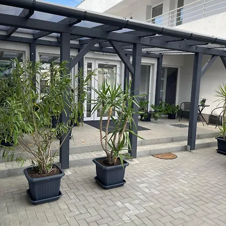 Orion Panzio 3* Хайдусобосло