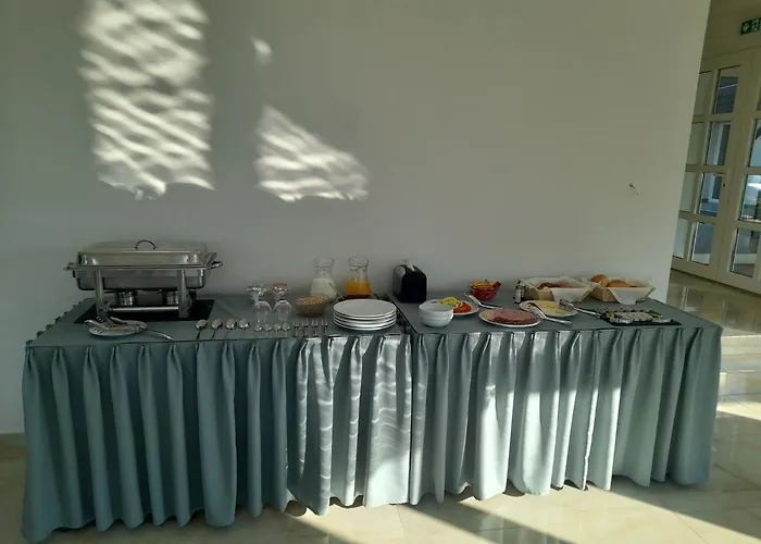 Orion Panzio Bed and Breakfast 3*